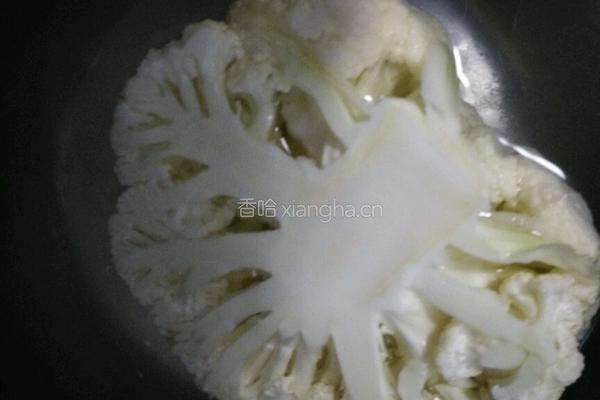 蒜蓉菜花的做法图解1