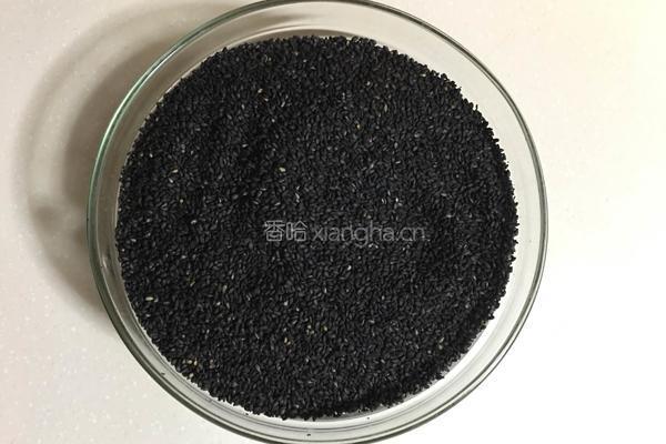 黑芝麻酱的做法图解1