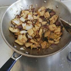 腾冲名菜 大救驾 炒饵块的做法[图]