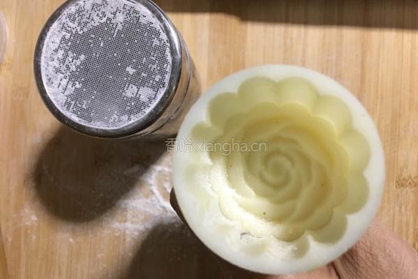 椰蓉玫瑰酥的做法图解6