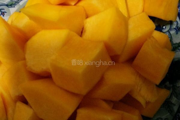 南瓜小米粥的做法图解2