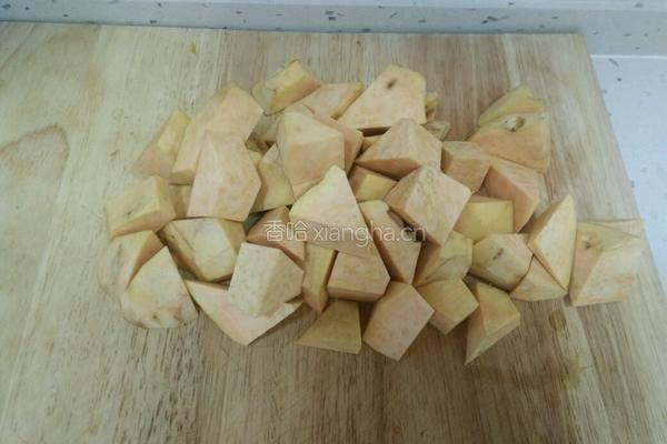 拔丝地瓜的做法图解2