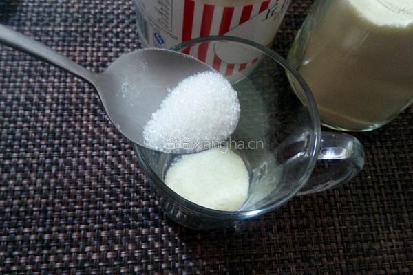 港式奶茶的做法图解9
