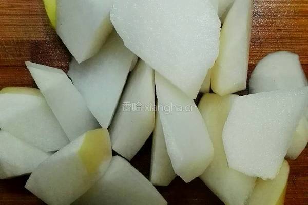 萝卜肉丸汤的做法图解1