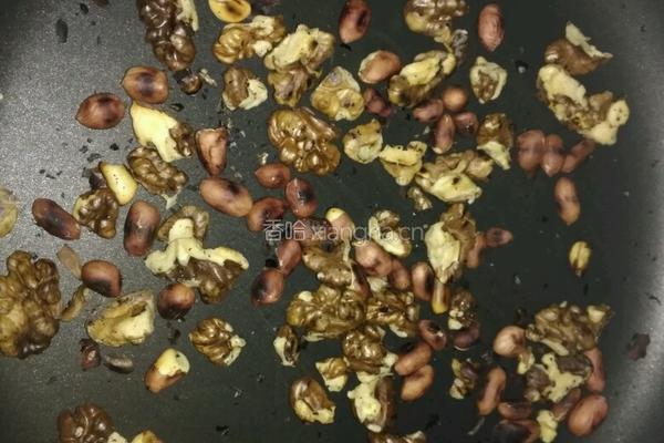 黑芝麻桂花元宵的做法图解2