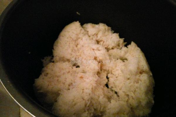 烧猪骨熬粥饭的做法图解3