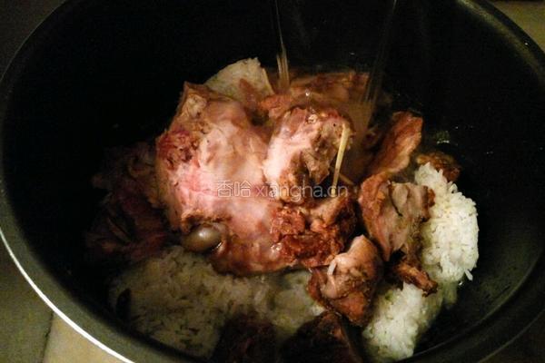 烧猪骨熬粥饭的做法图解5