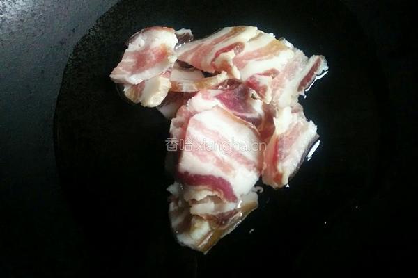 西芹炒腊肉的做法图解2