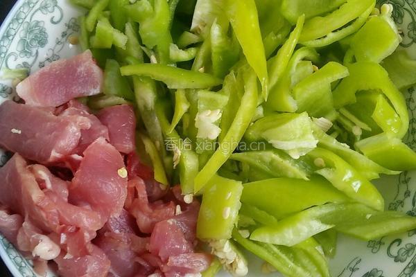 尖椒干豆腐的做法图解2