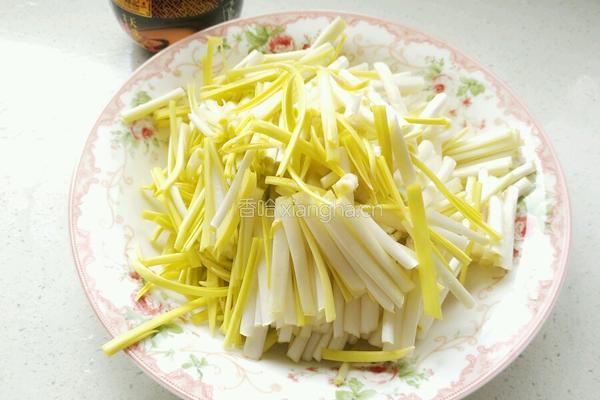 蒜黄炒鸡蛋的做法图解2