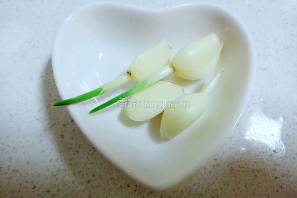 番茄酱炒西葫芦的做法图解3
