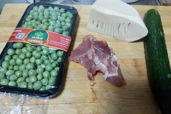 肉炒豌豆的做法图解1