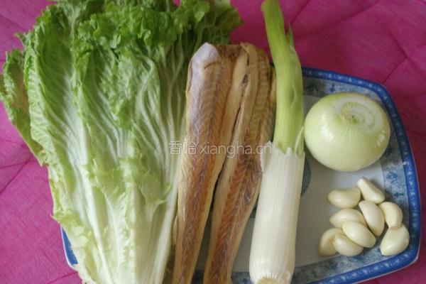 干明太鱼生拌菜丝的做法图解1