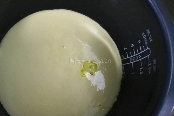 电饭煲蛋糕的做法图解7