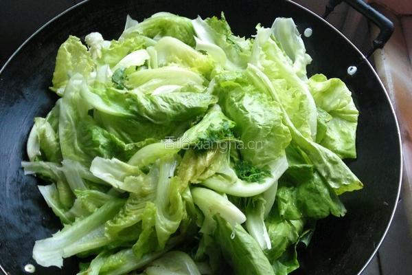 水煮生菜的做法图解2