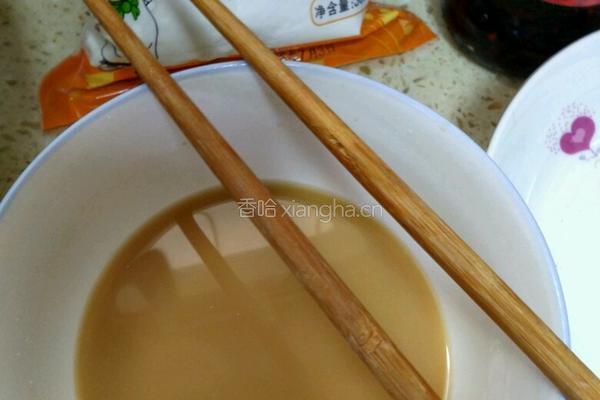 蒜香西兰花的做法图解2