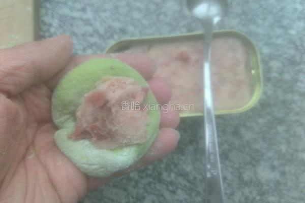 春色满餐桌之门钉包的做法图解2