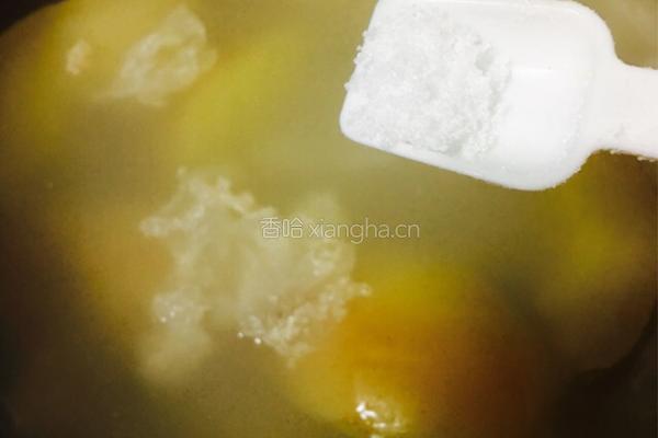 苹果雪梨银耳汤的做法图解5