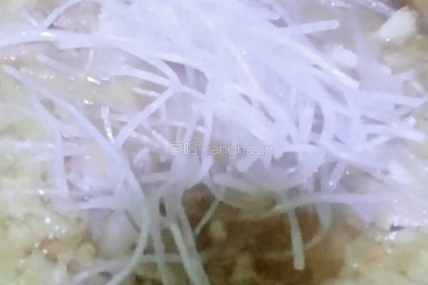 猪肉酸菜炖粉条的做法图解6