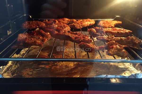 外焦里嫩烤箱呲呲烤肉