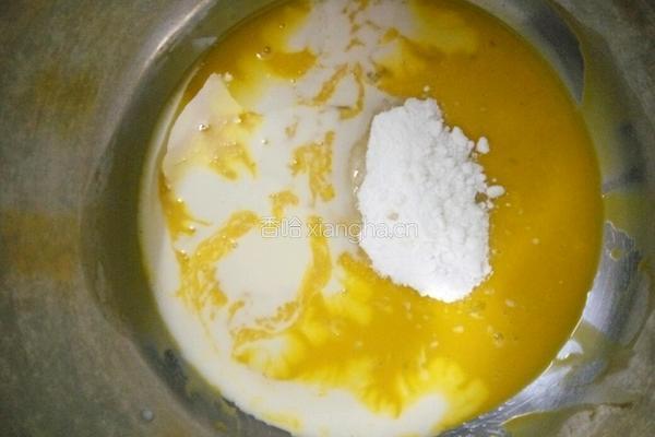 8寸红豆戚风蛋糕的做法图解3