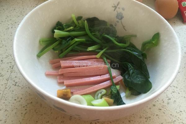 菠菜鸡蛋面的做法图解5