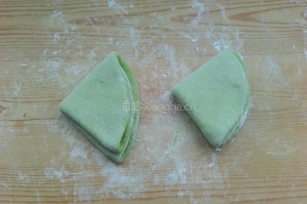 春色满餐桌之莲花卷的做法图解2