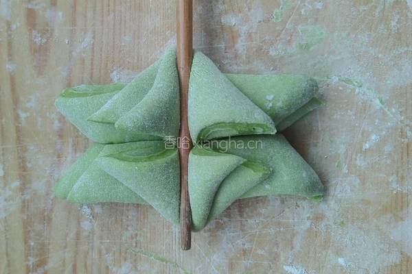 春色满餐桌之莲花卷的做法图解6