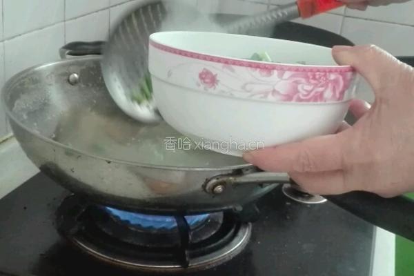 蒜苔炒肉丝的做法图解3