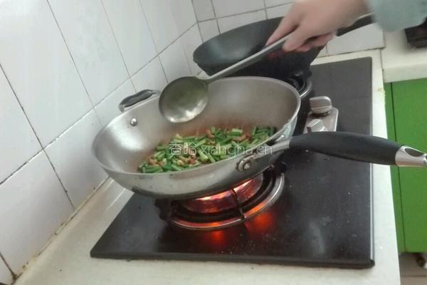 蒜苔炒肉丝的做法图解5
