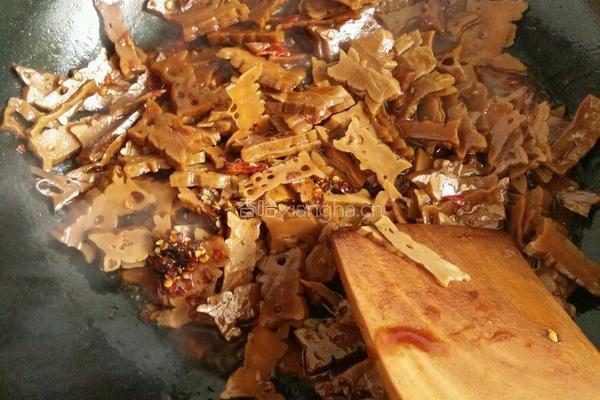 香辣卤豆干的做法图解4