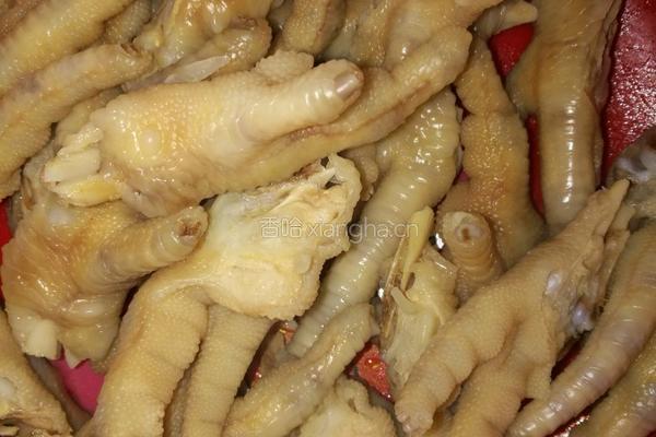 麻辣鸡爪的做法图解1