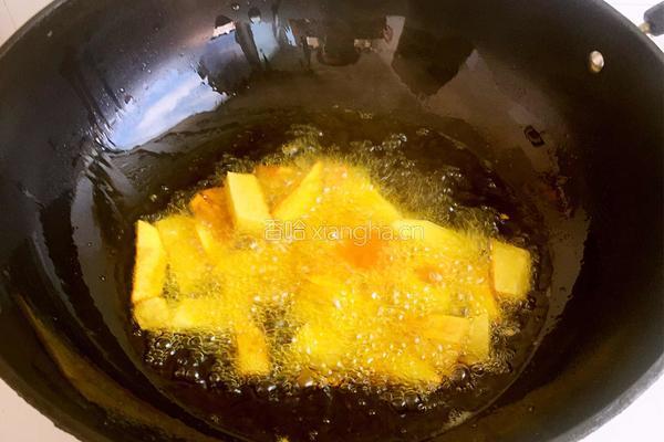 鸡爪肉蟹煲的做法图解8