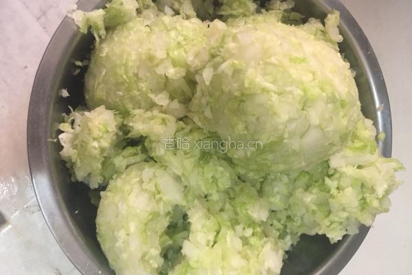 羊肉白菜蒸包的做法图解2
