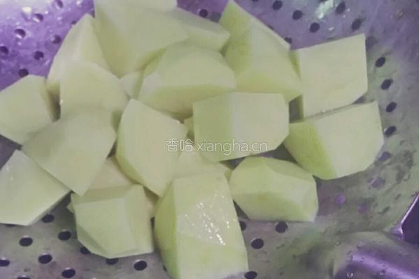 土豆炖大鹅的做法图解4