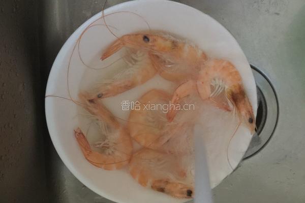 西芹腰果虾仁的做法图解3