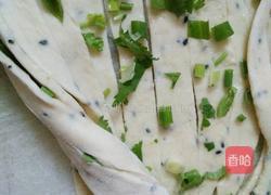 葱油饼的做法图解7