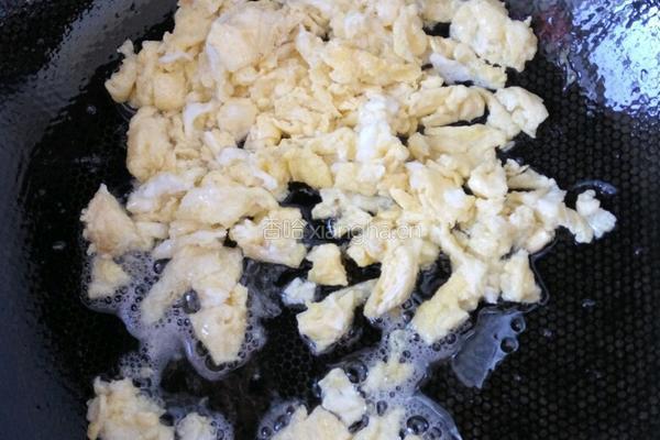 茴香鸡蛋素饺子的做法图解3