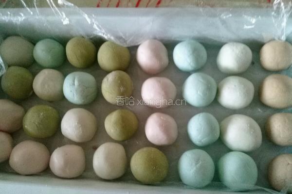自制彩色汤圆的做法图解10