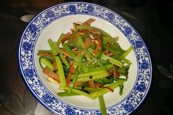 水芹炒豆干