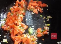 火腿蔬菜蛋炒饭的做法图解7