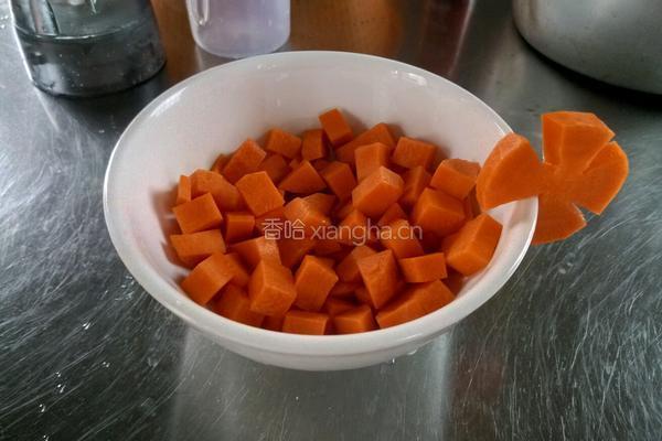 胡萝卜奶昔的做法图解3