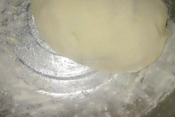 芝麻酱拌面的做法图解1
