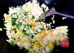 蛋炒饭的做法图解3