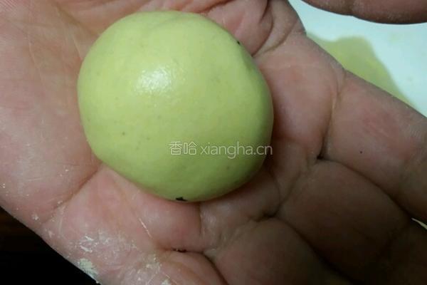 花生黑芝麻黄米面咸元宵