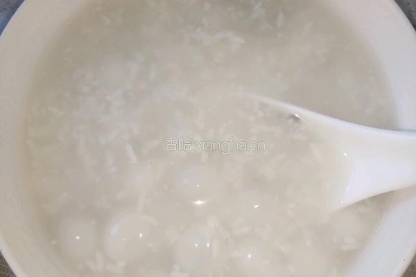 酒酿芝麻馅小圆子