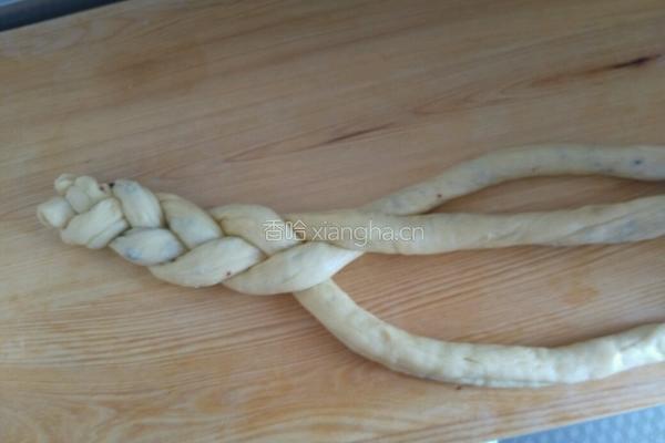 玉米油花环面包的做法图解10