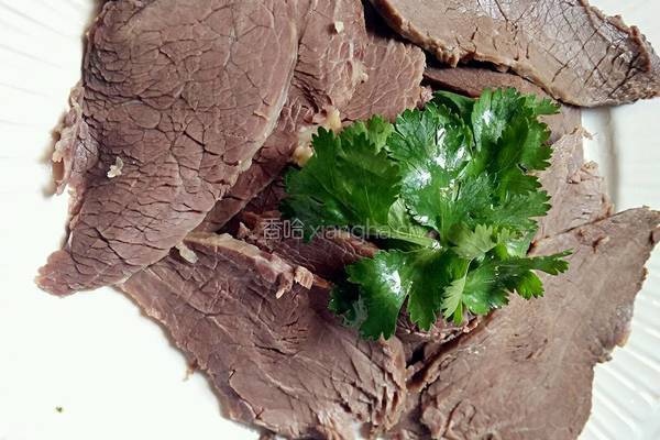 卤牛肉的做法图解6