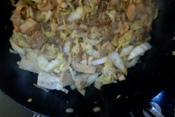 大白菜炖粉条豆腐的做法图解10