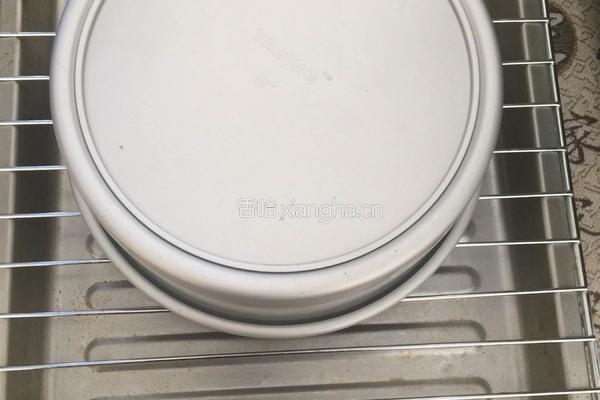 八寸戚风蛋糕的做法图解12